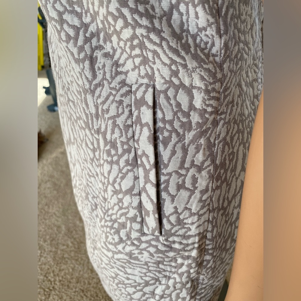 Flattering work Dress Banana Republic size 6 - Picture 6 of 11